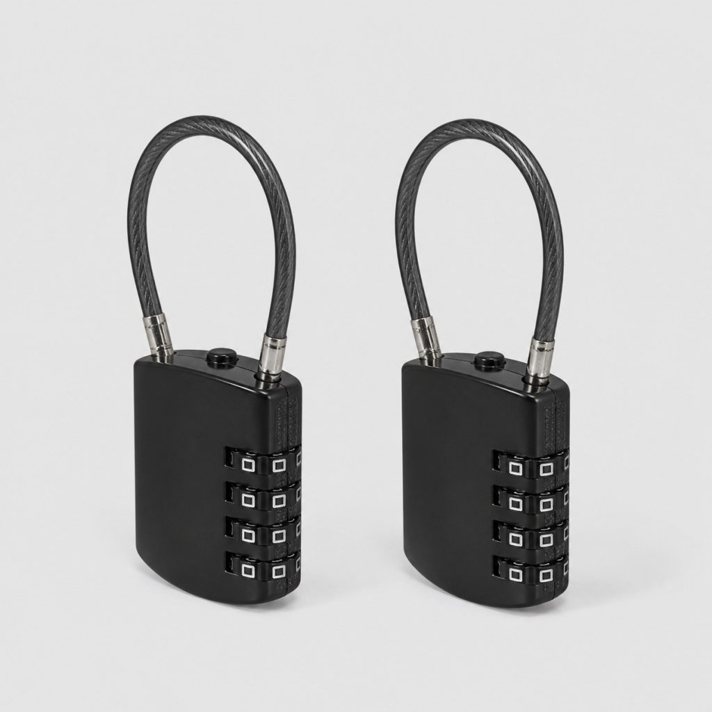 Deux cadenas à câble souple avec molettes chiffrées sur fond clair